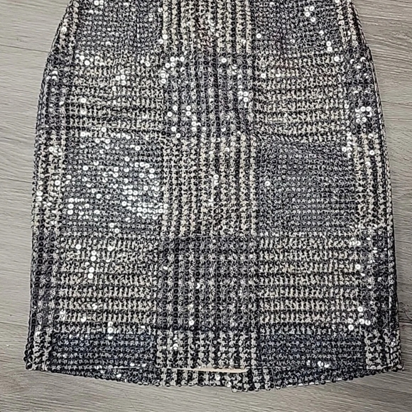 Tory Burch Black and Silver Sequin Pencil Skirt - Picture 1 of 5